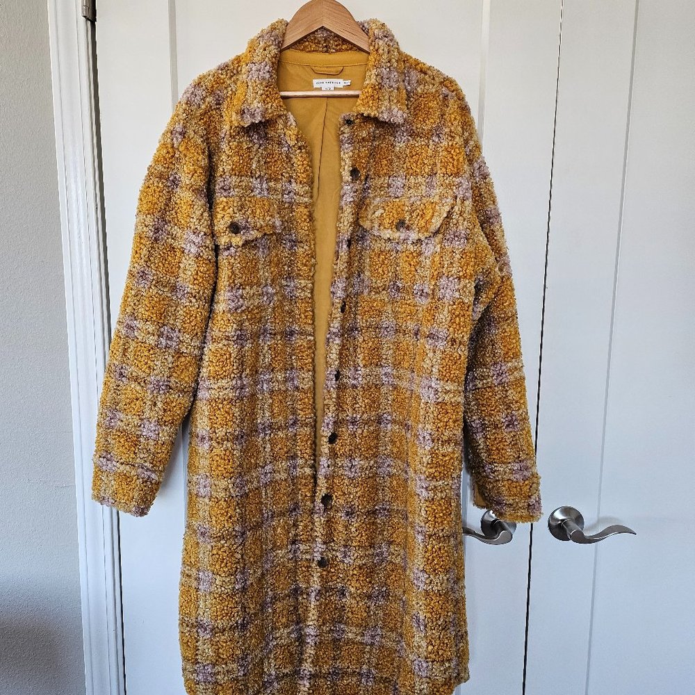 Good American Emory Sherpa Plaid Jacket
